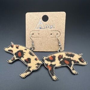 NWT Pig Shaped Dangle Earrings in Leopard Print and Silver tone